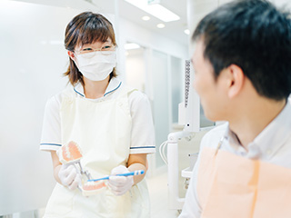 あきやまデンタルクリニックでの歯周病治療の特徴